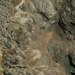 Satellite imagery of Cerros Yacunan, PE