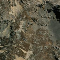 Satellite imagery of Cerro Anamaray, PE