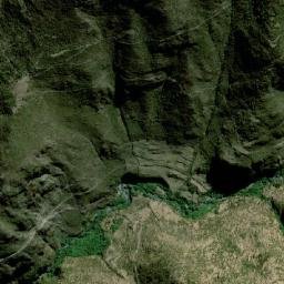 Satellite imagery of Cerro Quishuaray, PE