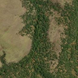 Satellite imagery of Hucumo, AO