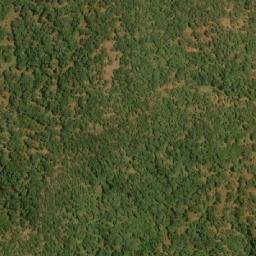 Satellite imagery of Hucumo, AO