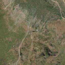 Satellite imagery of Cerro Santa Cruz, PE