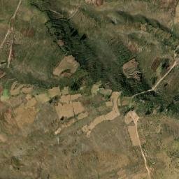 Satellite imagery of Ocshatambo, PE