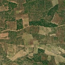 Satellite imagery of Colongo, AO