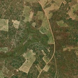 Satellite imagery of Colongo, AO