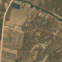 Satellite imagery of Caloxinha, AO