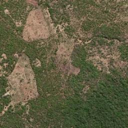 Satellite imagery of Monda, AO