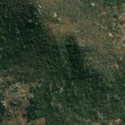 Satellite imagery of Caluálua, AO