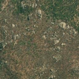 Satellite imagery of Maçoba, AO