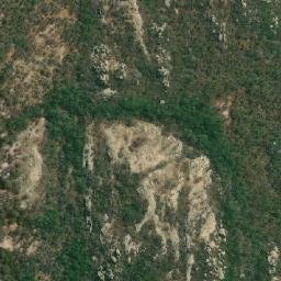 Satellite imagery of Andaiatumba, AO
