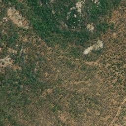 Satellite imagery of Andaiatumba, AO