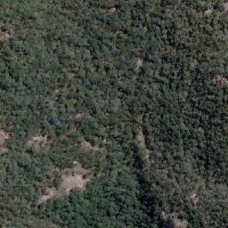 Satellite imagery of Chavivi, AO