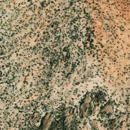 Satellite imagery of Macópia, AO