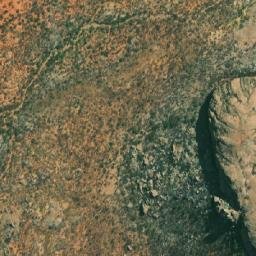 Satellite imagery of Pále, AO