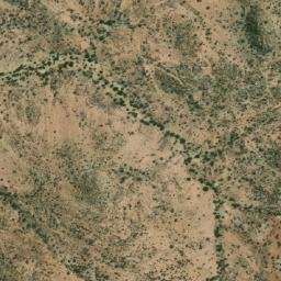 Satellite imagery of Paué, AO