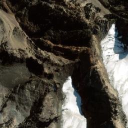 Satellite imagery of Cerro Tiara, BO