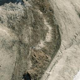 Satellite imagery of Nevado Quelluani, BO