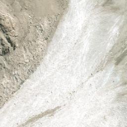 Satellite imagery of Nevado Quelluani, BO