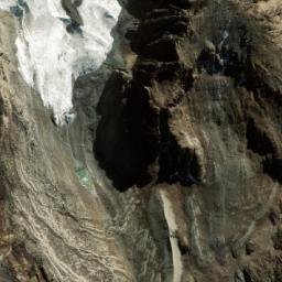 Satellite imagery of Cerro Tiara, BO