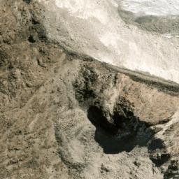 Satellite imagery of Nevado Quelluani, BO