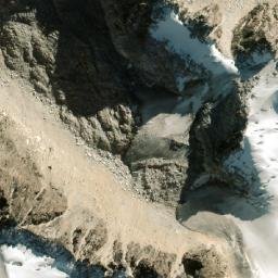 Satellite imagery of Nevado Vinohuara, BO