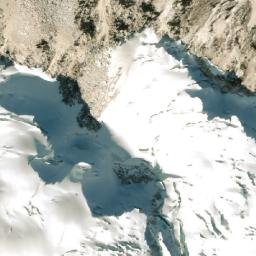 Satellite imagery of Nevado Vinohuara, BO