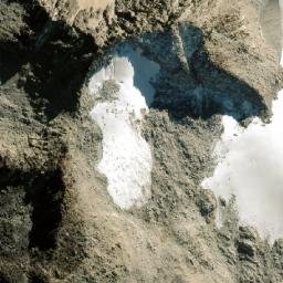 Satellite imagery of Nevado Vinohuara, BO