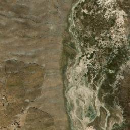 Satellite imagery of Cruz Loma, BO