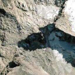Satellite imagery of Abra de Mollo, BO