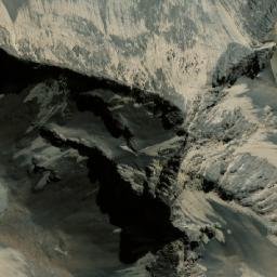 Satellite imagery of Cerro Minchin, BO