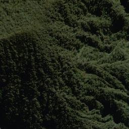 Satellite imagery of Cerro Pachalaya, BO