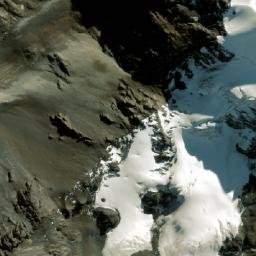Satellite imagery of Taracarca, BO