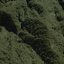 Satellite imagery of Cerro Pachalaya, BO