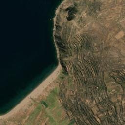 Satellite imagery of Cerro Tiquina, BO
