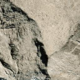 Satellite imagery of Cerro Chekhapa, BO