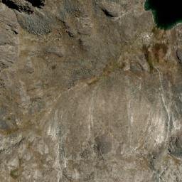 Satellite imagery of Cerro Chekhapa, BO