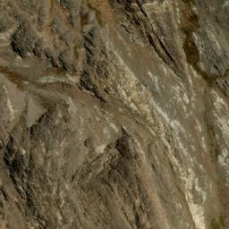 Satellite imagery of Socabón Santa Fé, BO