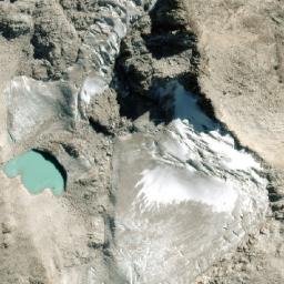 Satellite imagery of Cerro Chekhapa, BO