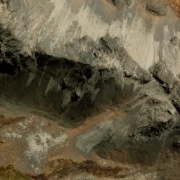 Satellite imagery of Cerro Mamailloca, BO