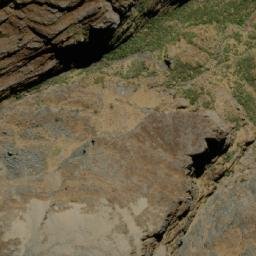 Satellite imagery of Cerro Rosario, BO