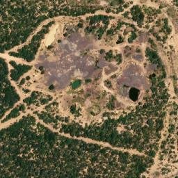 Satellite imagery of Amutenha, AO