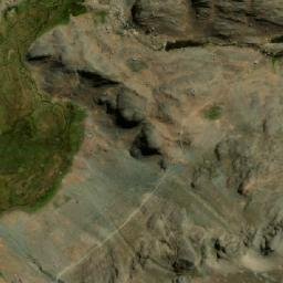 Satellite imagery of Nevado Taquesi, BO