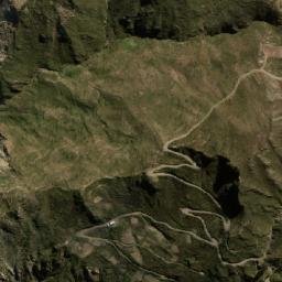 Satellite imagery of Cerro Cunamani, BO