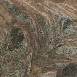 Satellite imagery of Mina Calasane, PE