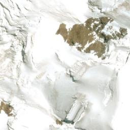 Satellite imagery of Pico Layca Kkollu, BO