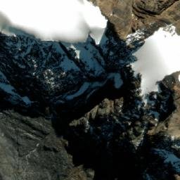 Satellite imagery of Cerro Linko Linko, BO