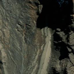 Satellite imagery of Cerro Linko Linko, BO