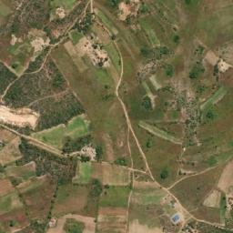 Satellite imagery of Makakutsi, ZW