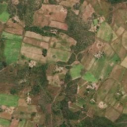 Satellite imagery of Makakutsi, ZW