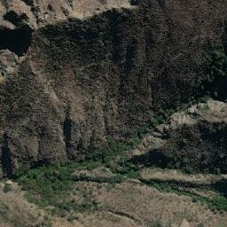 Satellite imagery of Cerro Condoriri Grande, BO